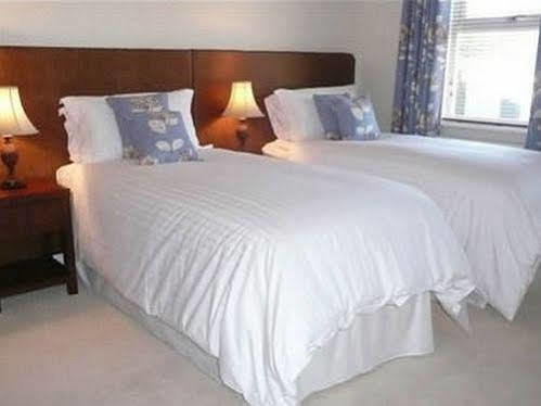 Grove House B And B Solihull Extérieur photo